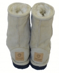 boots + sheepskin 