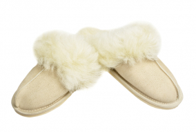 fur slippers 