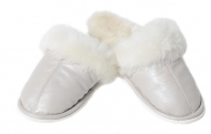 slippers + sheepskin 